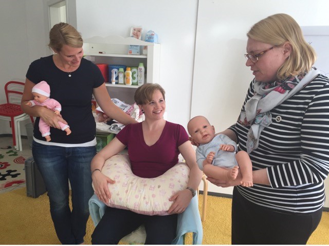 Nannyakademie-baby in münchen-gimacare-babypflege münchen